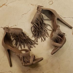 Best 25+ Deals for Fiona Heels | Poshmark